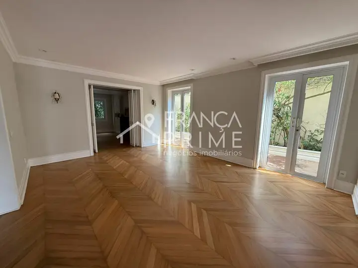 Foto 1 de Sobrado com 4 dormitórios à venda, 230 m² em Pacaembu