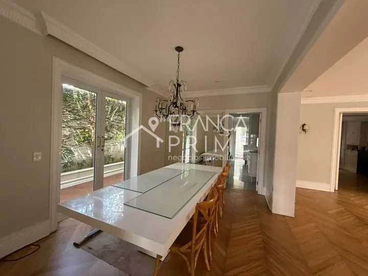 Foto 3 de Sobrado com 4 dormitórios à venda, 230 m² em Pacaembu