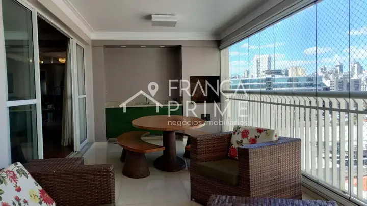 Apartamento com 3 dormitórios para alugar, 162 m² em Barra Funda — foto 1