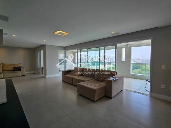 Foto 2 de Apartamento com 4 dormitórios à venda, 241 m² em Jardim das Perdizes