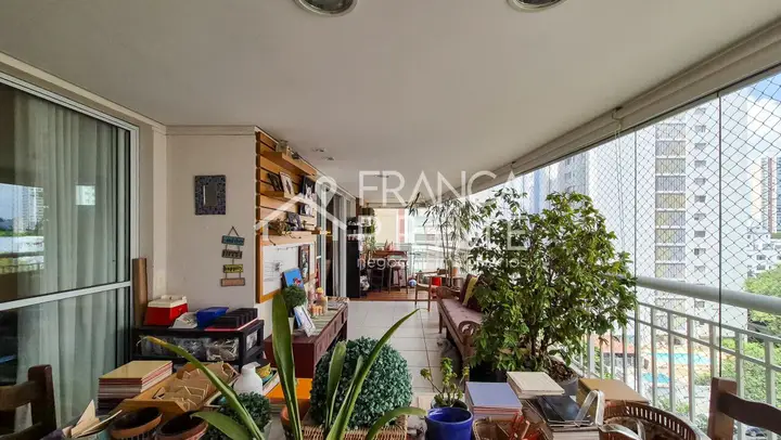 Foto 1 de Apartamento com 4 dormitórios à venda, 180 m² em Vila Romana