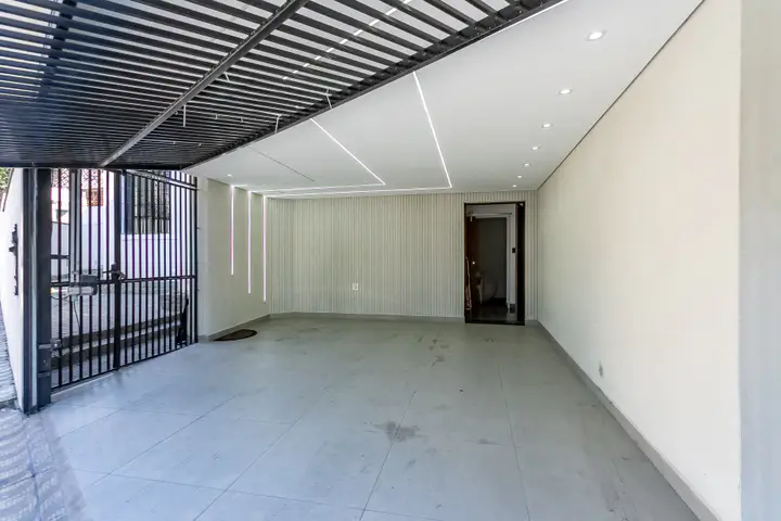 Foto 3 de Sobrado com 170m² à venda na Vila Rio Branco