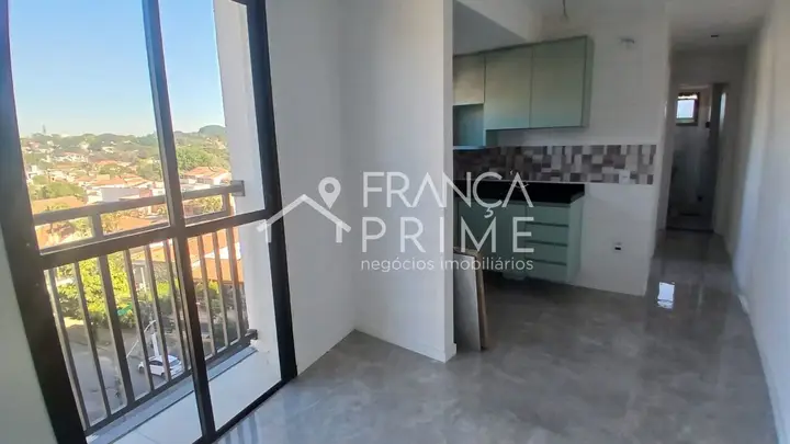 Foto 2 de Apartamento com 2 dormitórios para alugar, 36 m² em Lapa