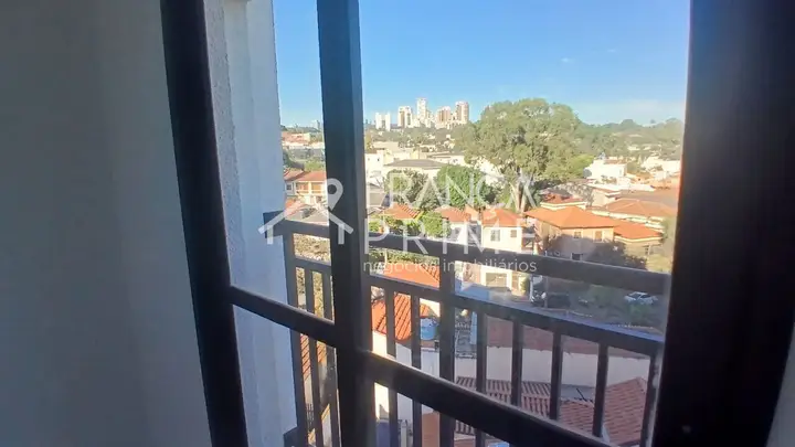 Foto 3 de Apartamento com 2 dormitórios para alugar, 36 m² em Lapa