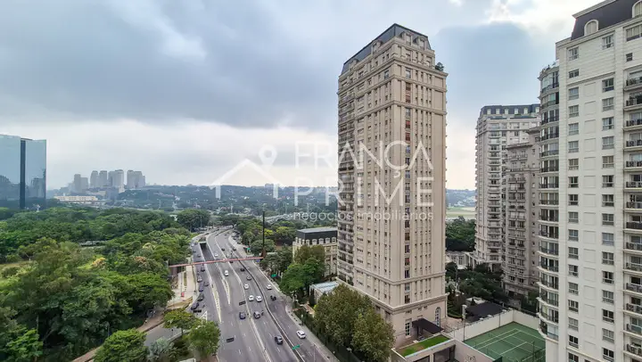Foto 3 de Apartamento com 4 dormitórios à venda, 472 m² em Cidade Jardim