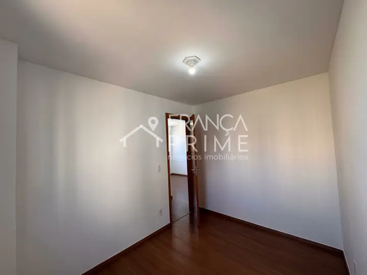Foto 8 de Apartamento com 2 dormitórios para alugar, 44 m² em Jardim Íris