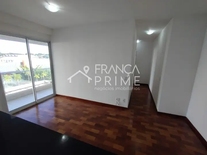 Apartamento com 2 dormitórios para alugar, 56 m² em Vila Anastácio — foto 1