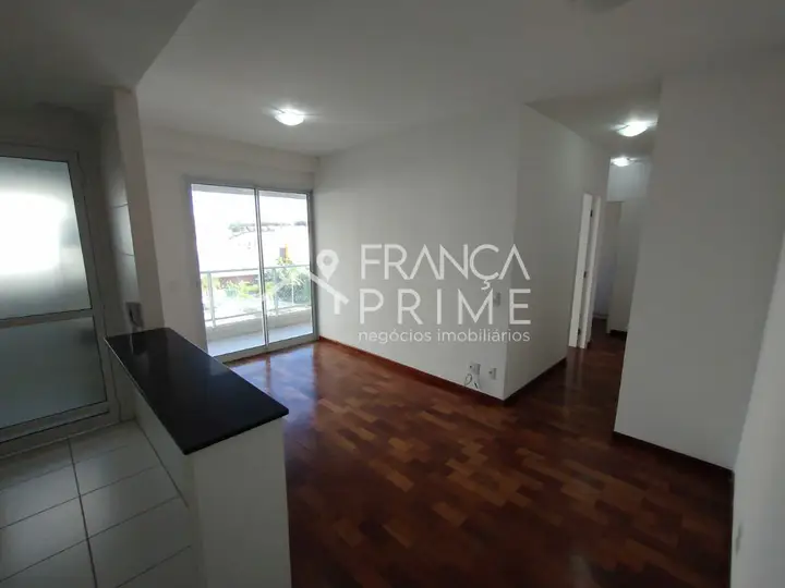 Foto 2 de Apartamento com 2 dormitórios para alugar, 56 m² em Vila Anastácio