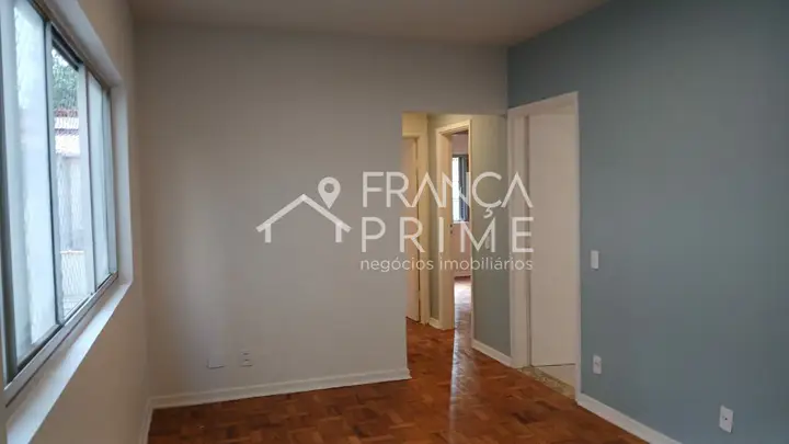 Foto 2 de Apartamento com 2 dormitórios à venda, 53 m² em Perdizes