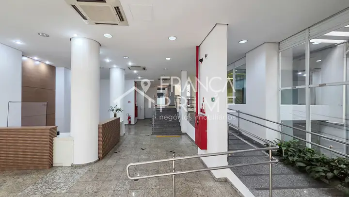 Foto 2 de Apartamento à venda ou para alugar, 2256 m² em Liberdade