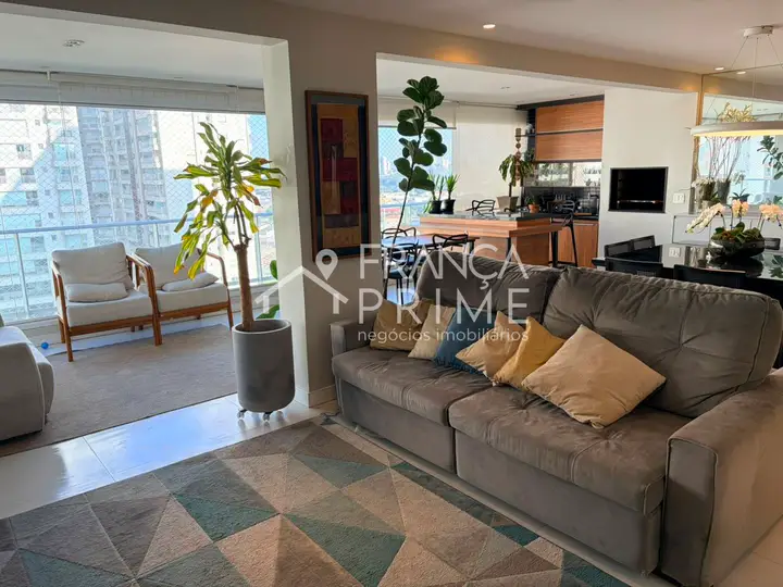 Foto 1 de Apartamento com 3 dormitórios à venda, 134 m² em Vila Anastácio