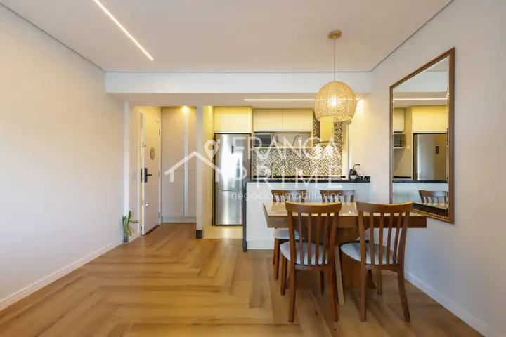 Foto 2 de Apartamento com 3 dormitórios à venda, 70 m² em Barra Funda