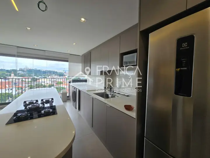 Apartamento com 2 dormitórios para alugar, 67 m² em Vila Anastácio — foto 1
