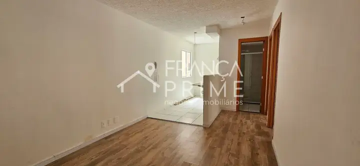Foto 2 de Apartamento com 2 dormitórios à venda ou para alugar, 47 m² em Chácara Ondas Verdes