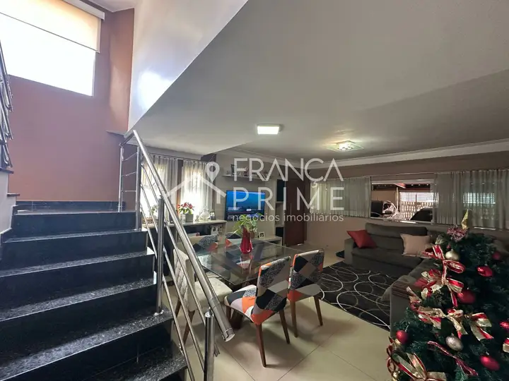 Foto 3 de Sobrado com 5 dormitórios à venda, 180 m² em Vila Barreto