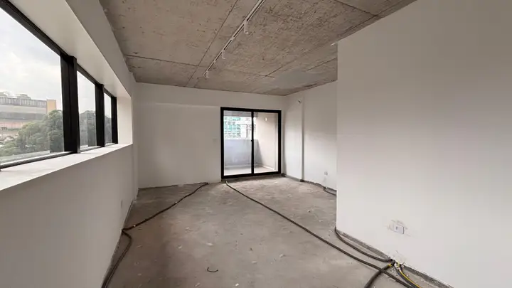 Sala comercial à venda na Avenida Rebouças — foto 1