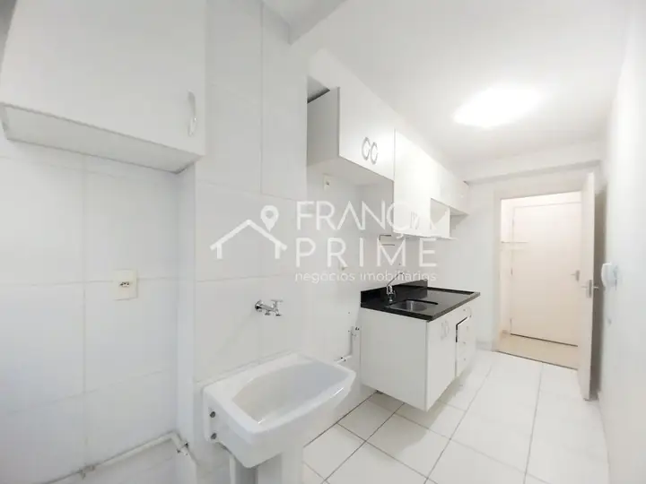 Foto 3 de Apartamento com 2 dormitórios à venda, 45 m² em Água Branca