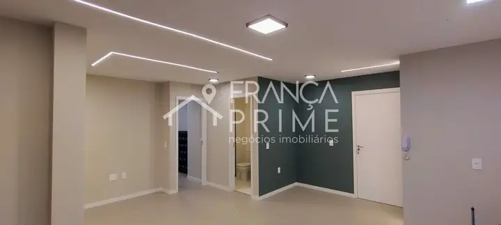 Foto 1 de Apartamento com 1 dormitório à venda, 47 m² em Vila Anastácio