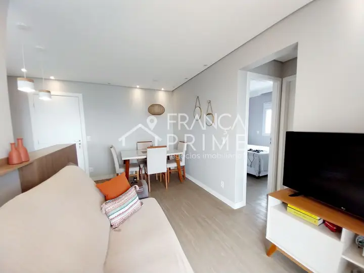 Foto 2 de Apartamento com 2 dormitórios à venda, 51 m² em Barra Funda
