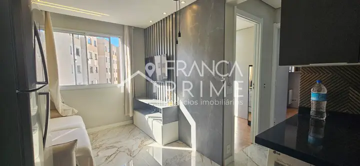 Apartamento com 2 dormitórios para alugar, 33 m² em Piqueri — foto 1