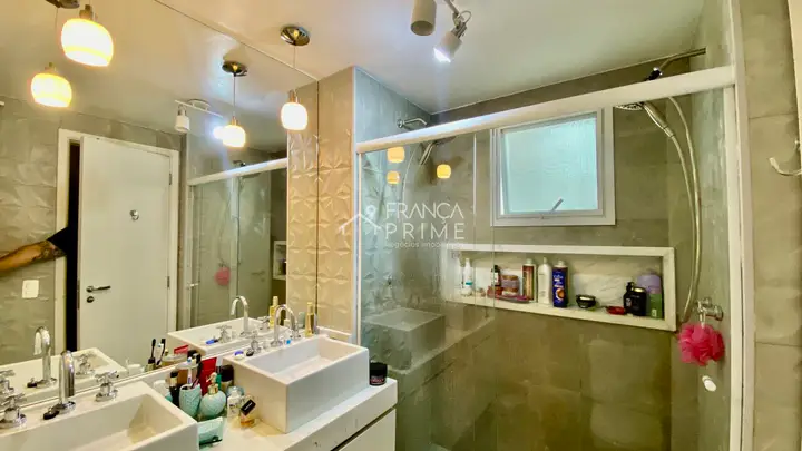 Foto 28 de Apartamento com 3 dormitórios à venda, 242 m² em Jardim das Perdizes