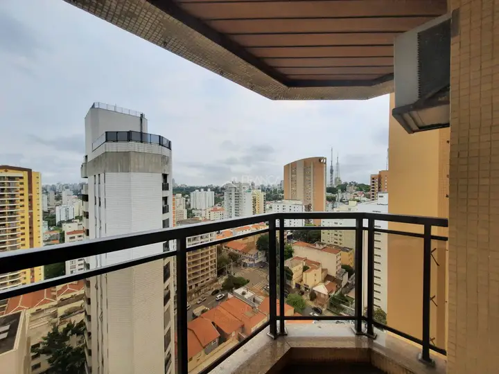 Foto 30 de Apartamento com 4 dormitórios à venda, 192 m² em Perdizes