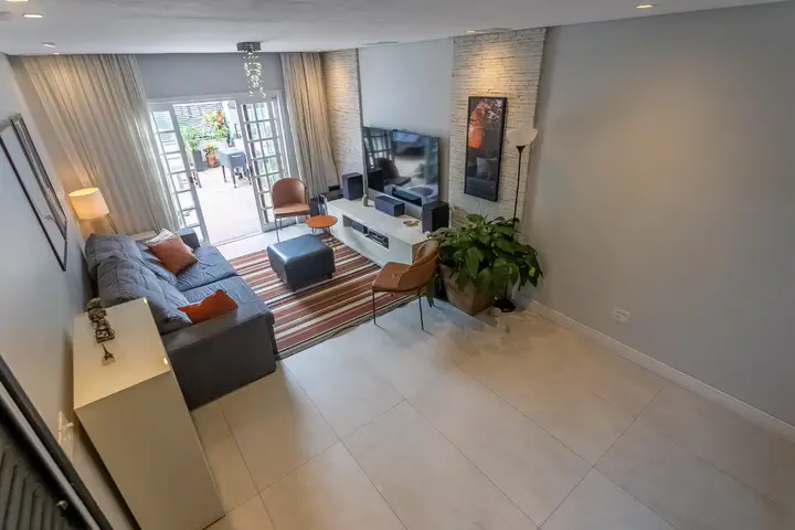 Foto 3 de Sobrado com 3 dormitórios à venda, 219 m² em Vila Império