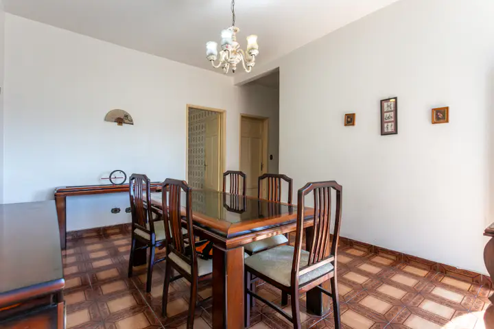 Foto 2 de Casa com 3 Quartos, 217m² na Vila Inglesa - SP