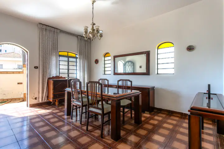 Foto 3 de Casa com 3 Quartos, 217m² na Vila Inglesa - SP