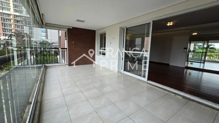 Apartamento com 3 dormitórios à venda ou para alugar, 168 m² em Água Branca — foto 1